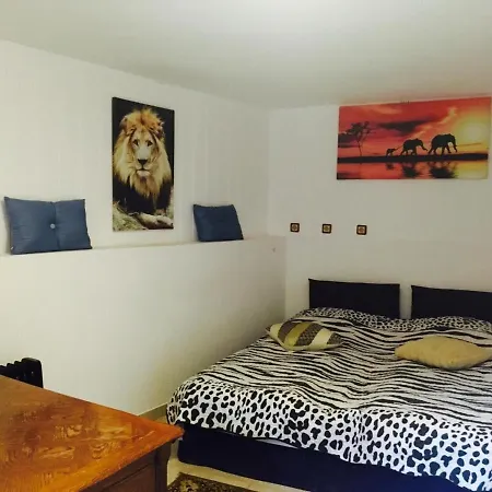 Rolling Stone Albergue *