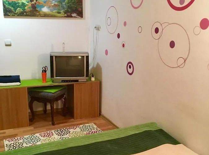 Rolling Stone Hostal *