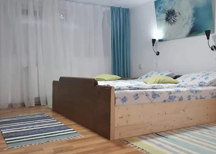 Rolling Stone Albergue Braşov